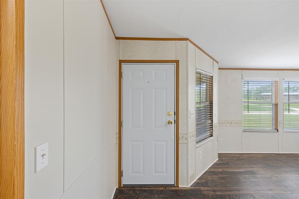 7470 Dallas Street, Iola, Texas image 9