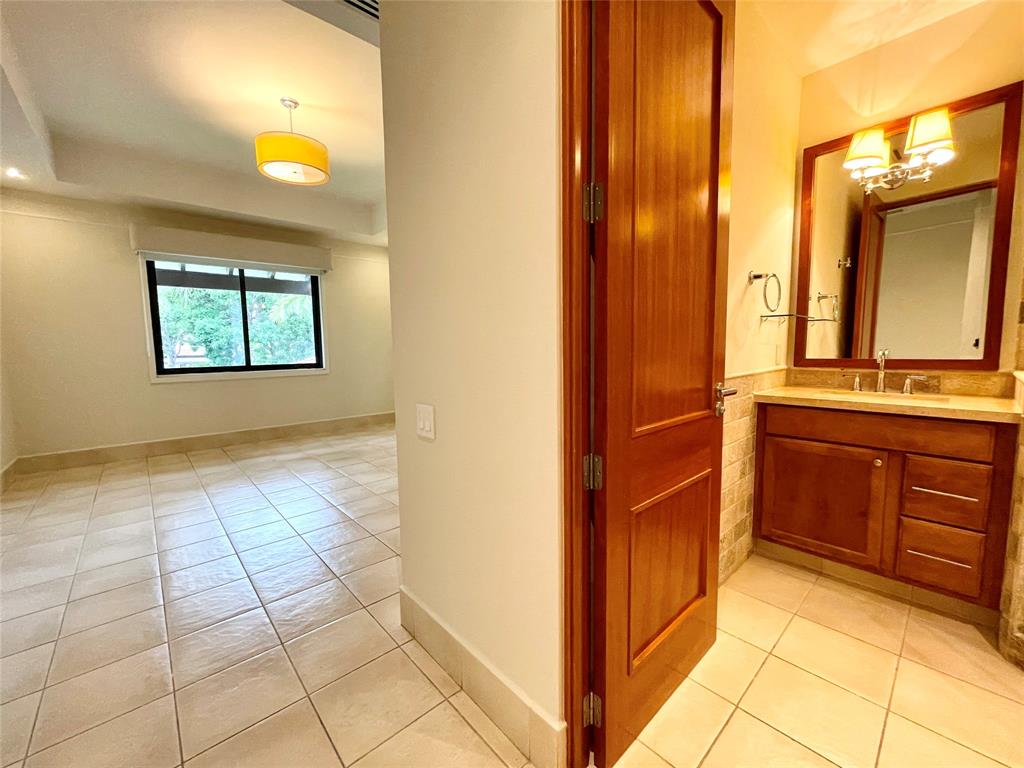 130 Ben Drive, Houston, Texas image 43