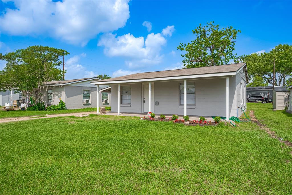 1311 Fred Street, El Campo, Texas image 3
