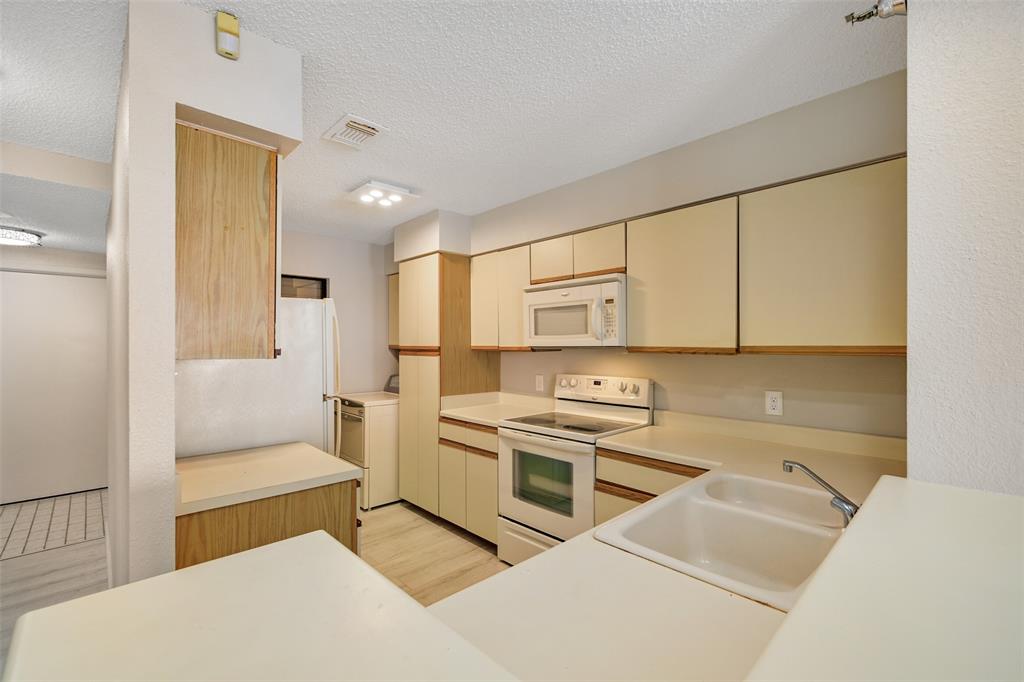 7700 Seawall Boulevard #512, Galveston, Texas image 19