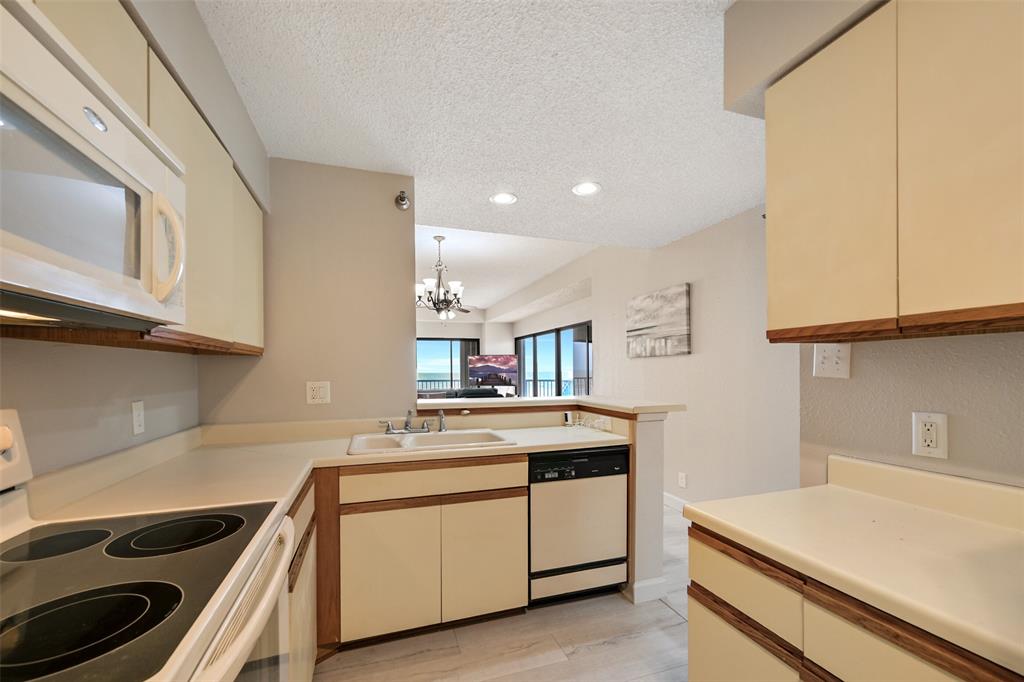 7700 Seawall Boulevard #512, Galveston, Texas image 13