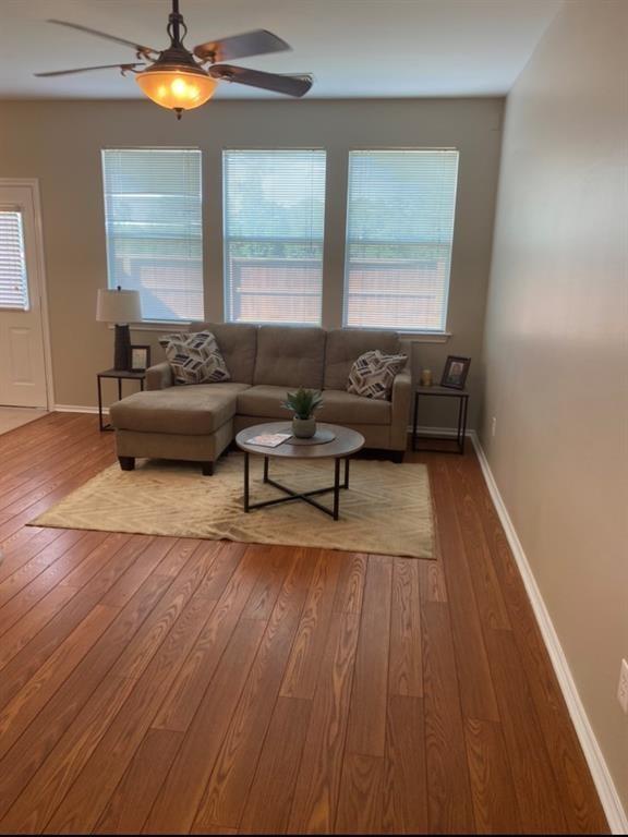 2834 Loganberry Park Lane, Houston, Texas image 4