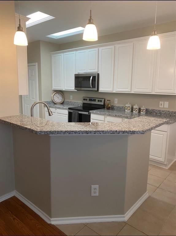 2834 Loganberry Park Lane, Houston, Texas image 6