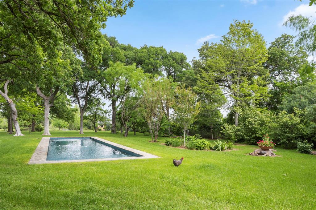 3100 Trails End Lane, Brenham, Texas image 17