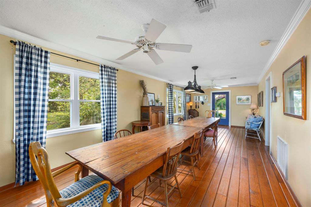 3100 Trails End Lane, Brenham, Texas image 21