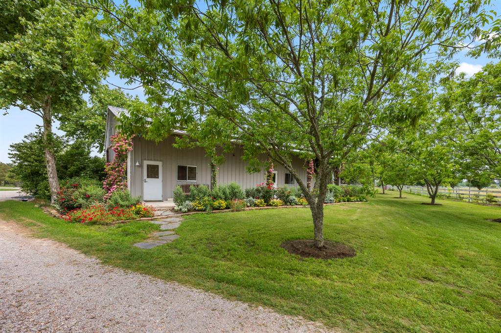 3100 Trails End Lane, Brenham, Texas image 38