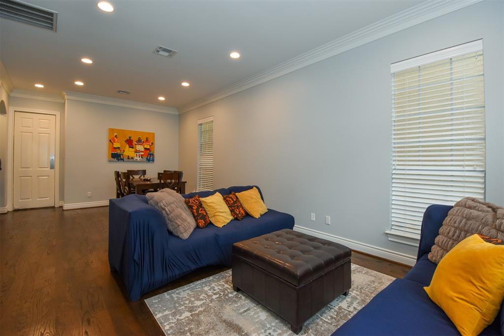 3226 Pemberton Circle Drive, Houston, Texas image 4