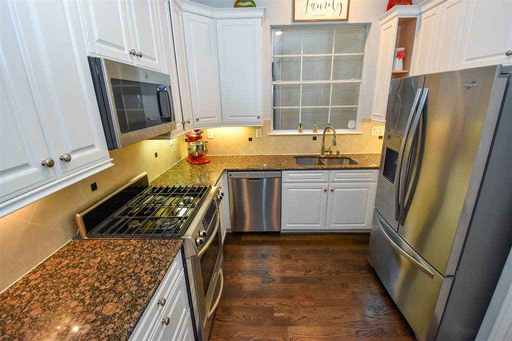 3226 Pemberton Circle Drive, Houston, Texas image 14