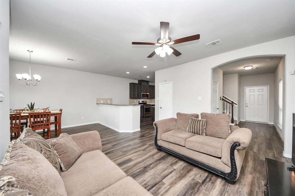 6409 Macroom Meadows Lane, Houston, Texas image 8