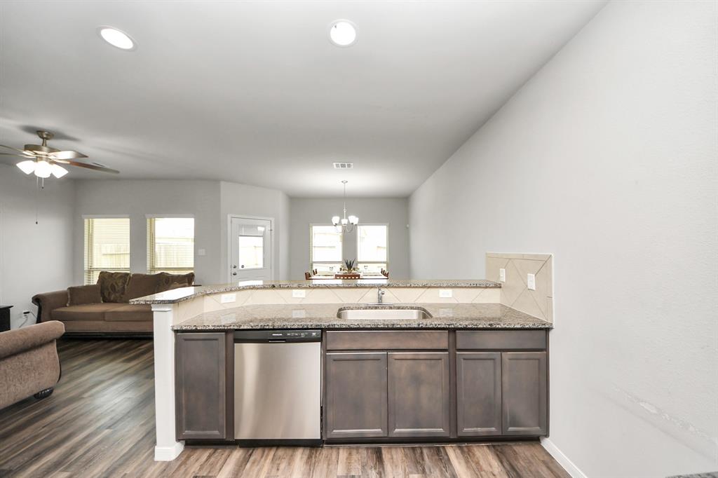 6409 Macroom Meadows Lane, Houston, Texas image 12