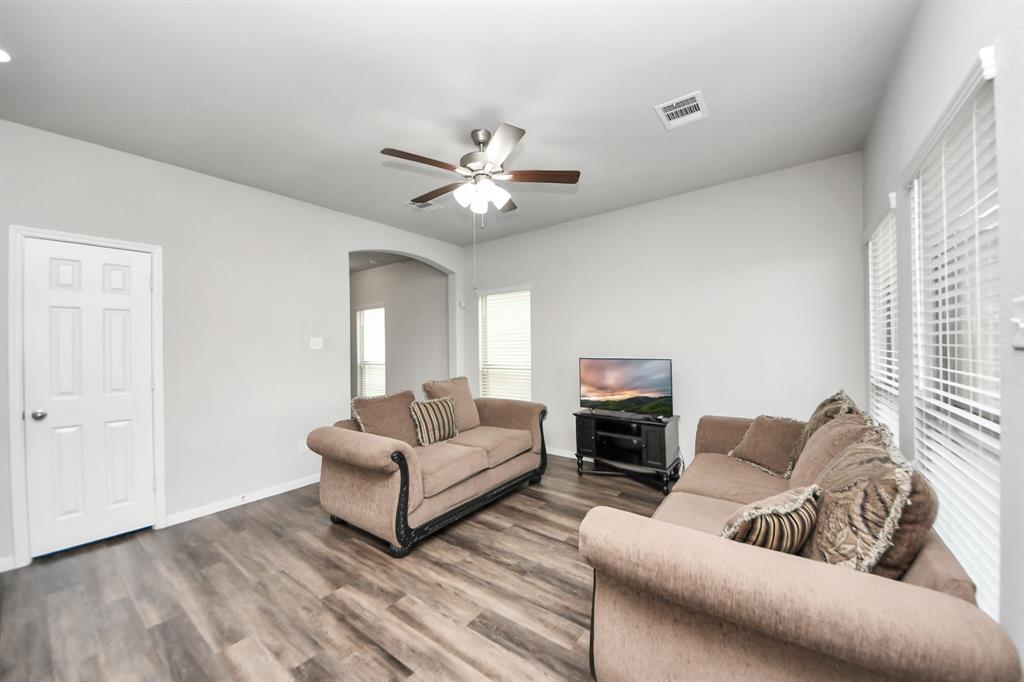 6409 Macroom Meadows Lane, Houston, Texas image 7