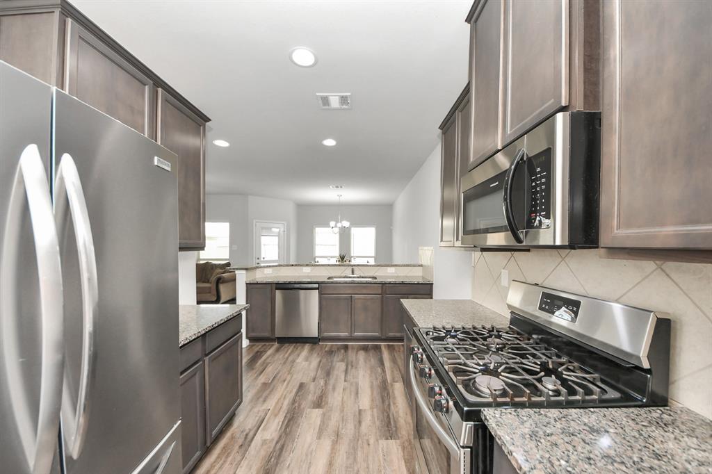 6409 Macroom Meadows Lane, Houston, Texas image 14
