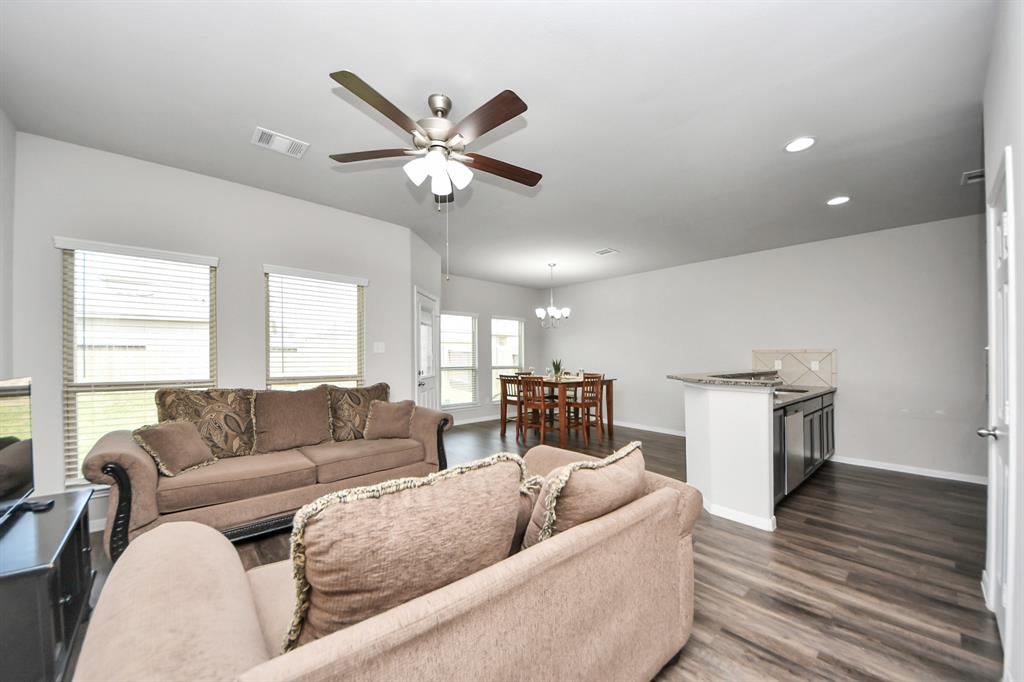6409 Macroom Meadows Lane, Houston, Texas image 6