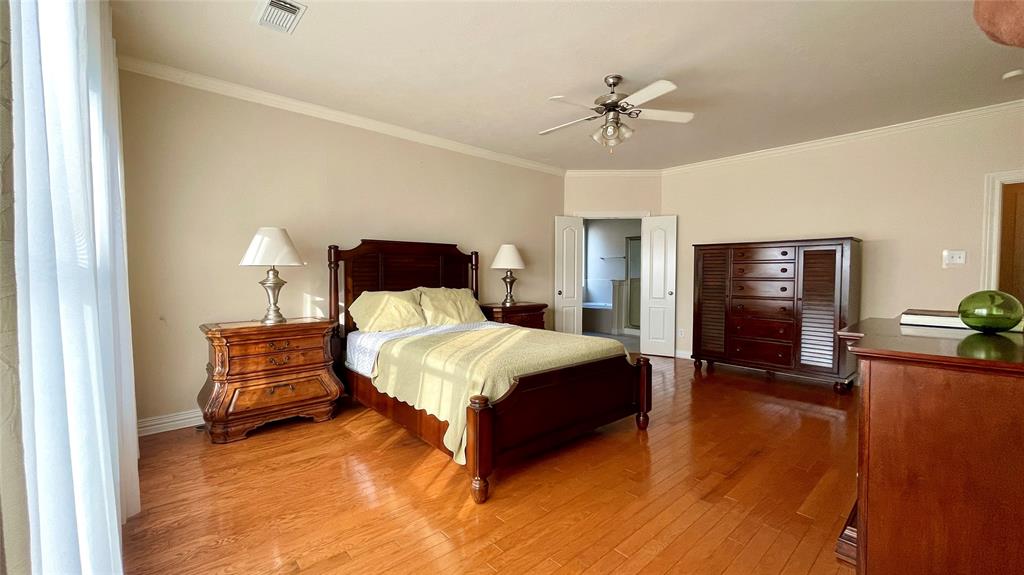 4438 W Maple Drive, Friendswood, New York image 7