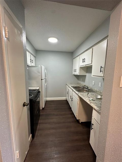 Photo of 5625 Antoine Drive #403, Houston, TX 77091 (MLS # 38923129) Photo of 5625 Antoine Drive #403, Houston, TX 77091 (MLS # 38923129)