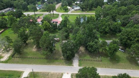 Photo of 21658 County Road 3749d, Cleveland, TX 77327 (MLS # 57584644)