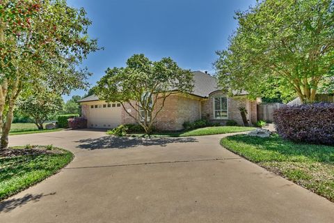 Photo of 2206 Creekwood Lane, Brenham, TX 77833 (MLS # 79866914) Photo of 2206 Creekwood Lane, Brenham, TX 77833 (MLS # 79866914)