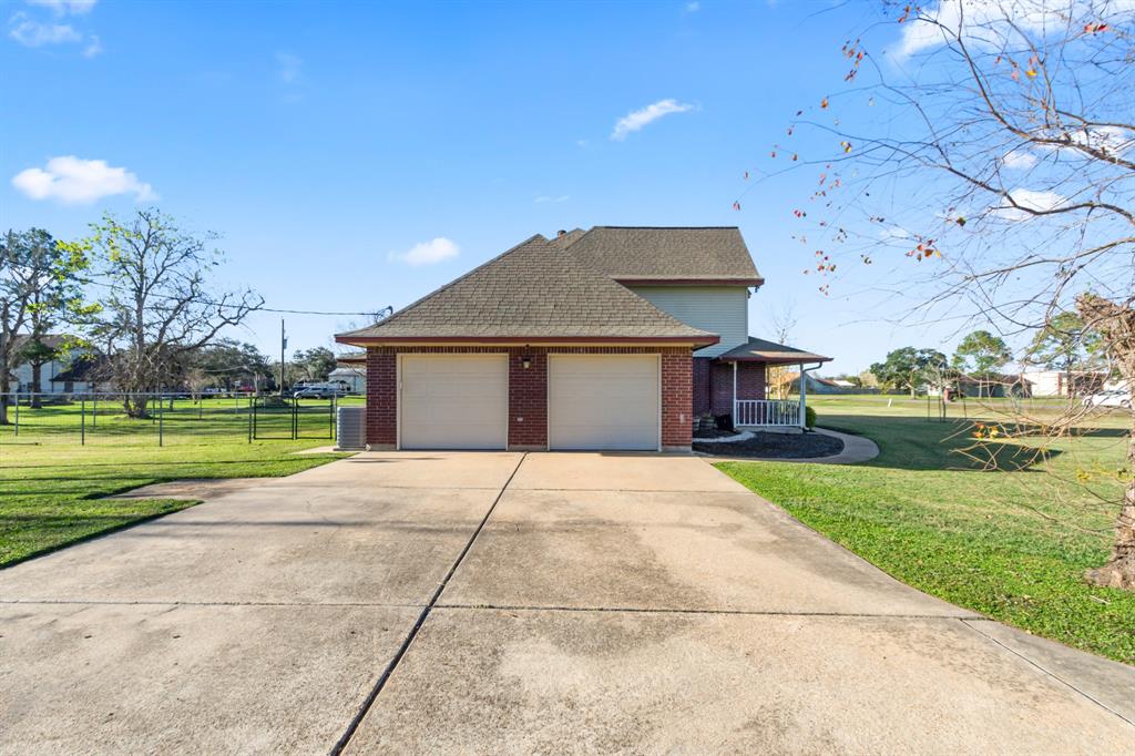 5314 E Zephyr Drive, Alvin, Texas image 45