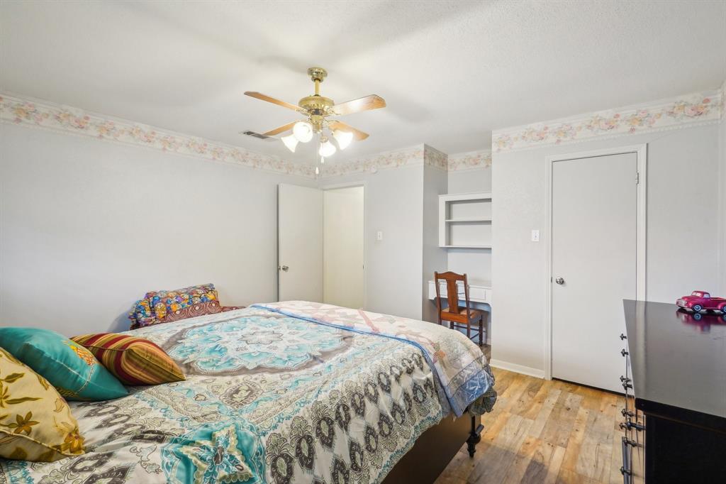 21707 Glenbranch Drive, Spring, Texas image 18