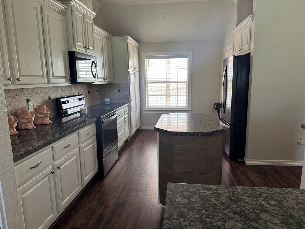 13796 County Road 318, Navasota, Texas image 14