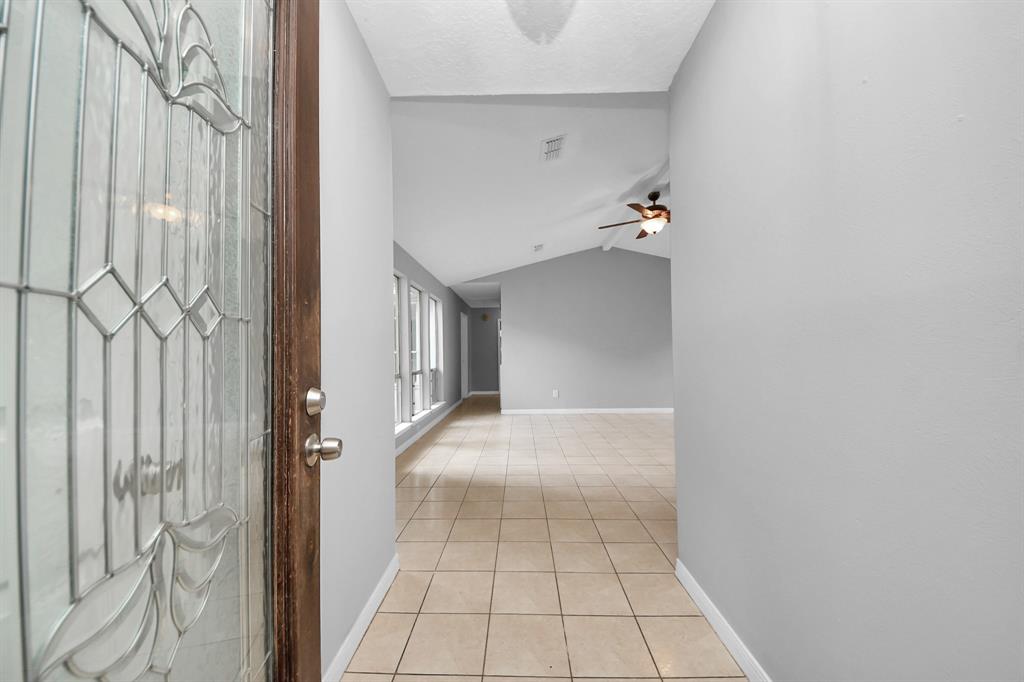 2622 Heatherknoll Drive