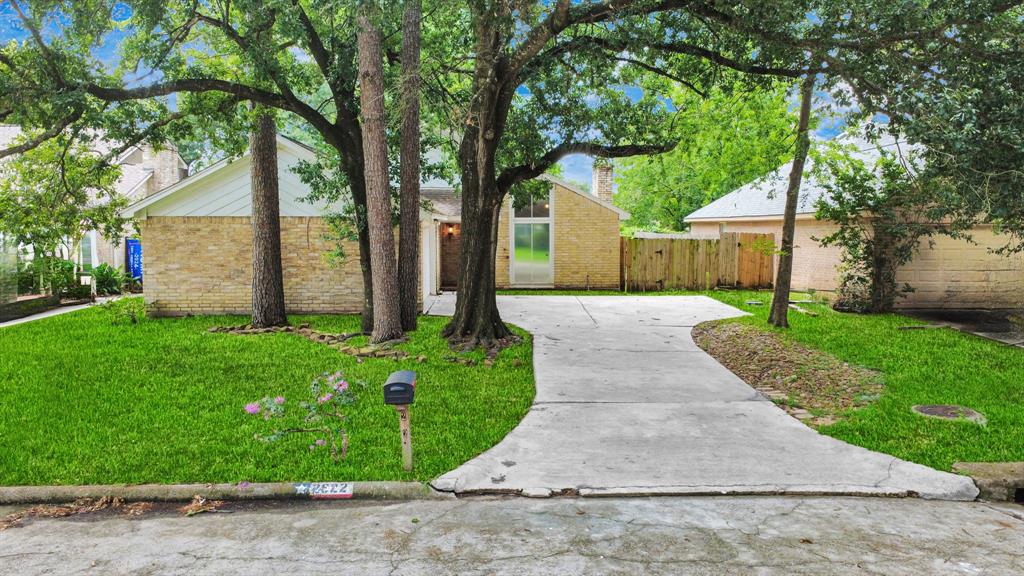2622 Heatherknoll Drive