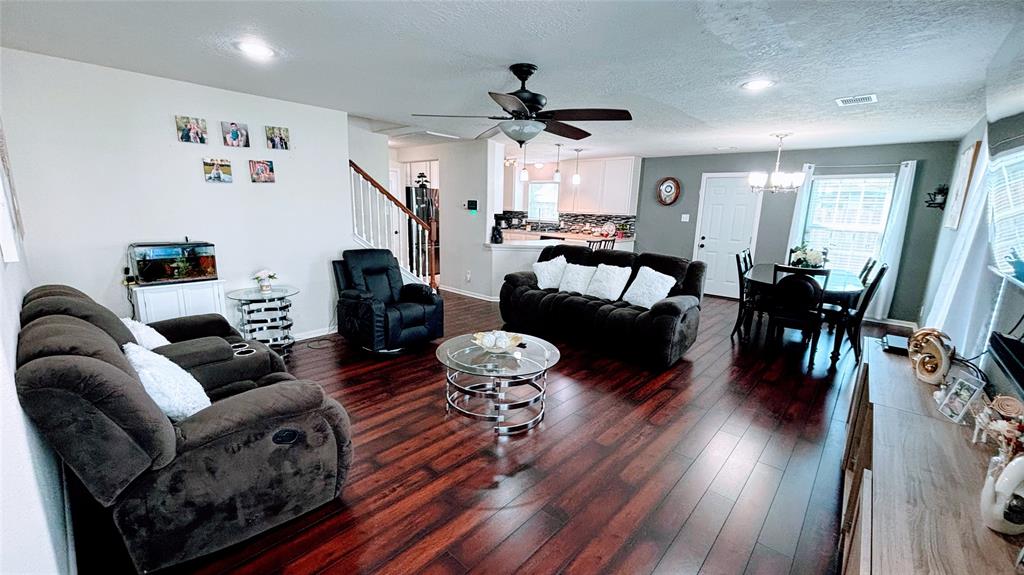 2911 Ribbon Creek Way