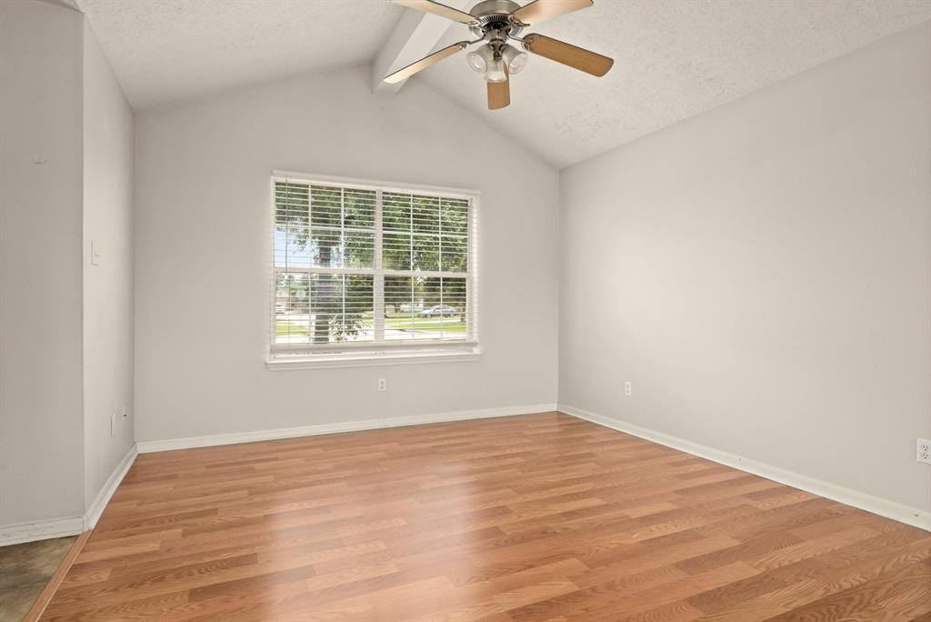 4922 Comal River