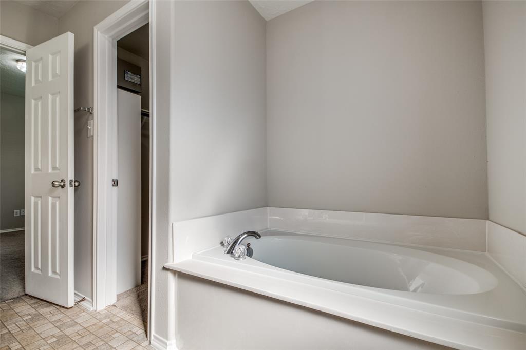 18424 Sunrise Pines Drive, Montgomery, Texas image 33