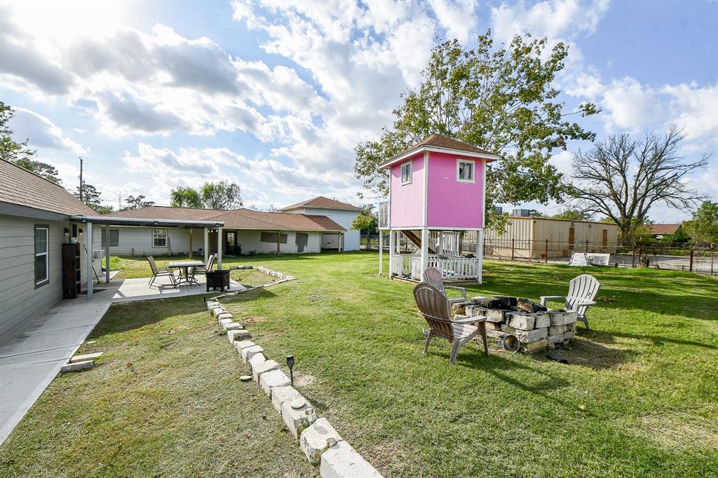 6415 Upshaw Drive, Humble, Texas image 4