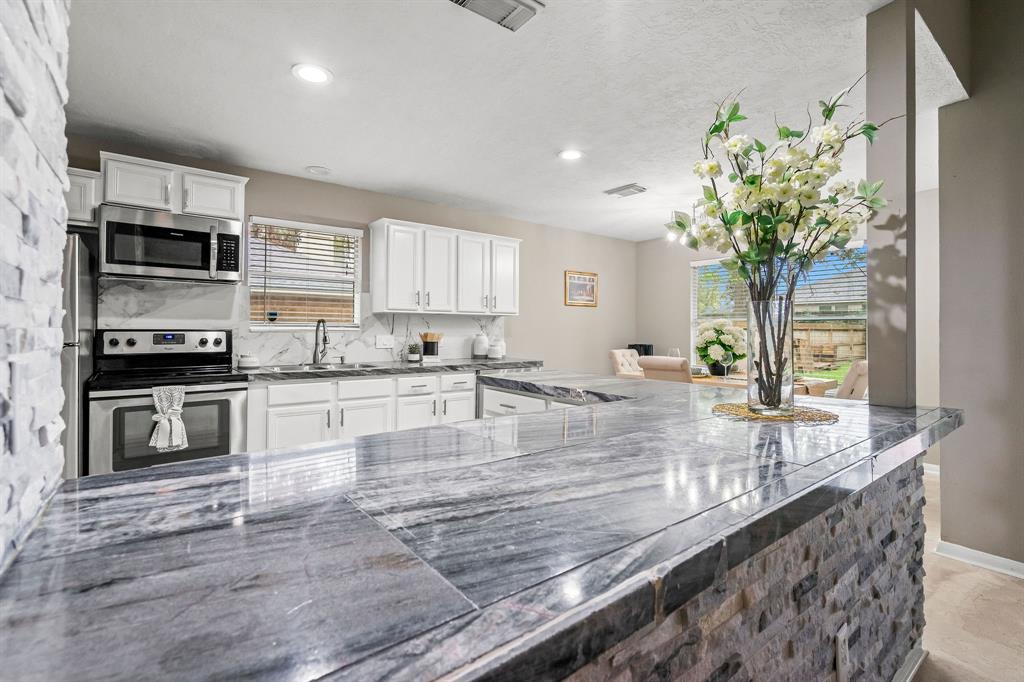 6719 Woodland Oaks, Magnolia, Texas image 7