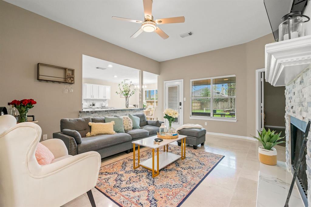 6719 Woodland Oaks, Magnolia, Texas image 3