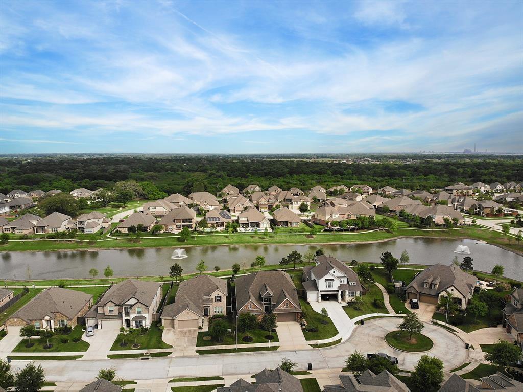 614 Yaupon Creek Lane, Richmond, Texas image 28
