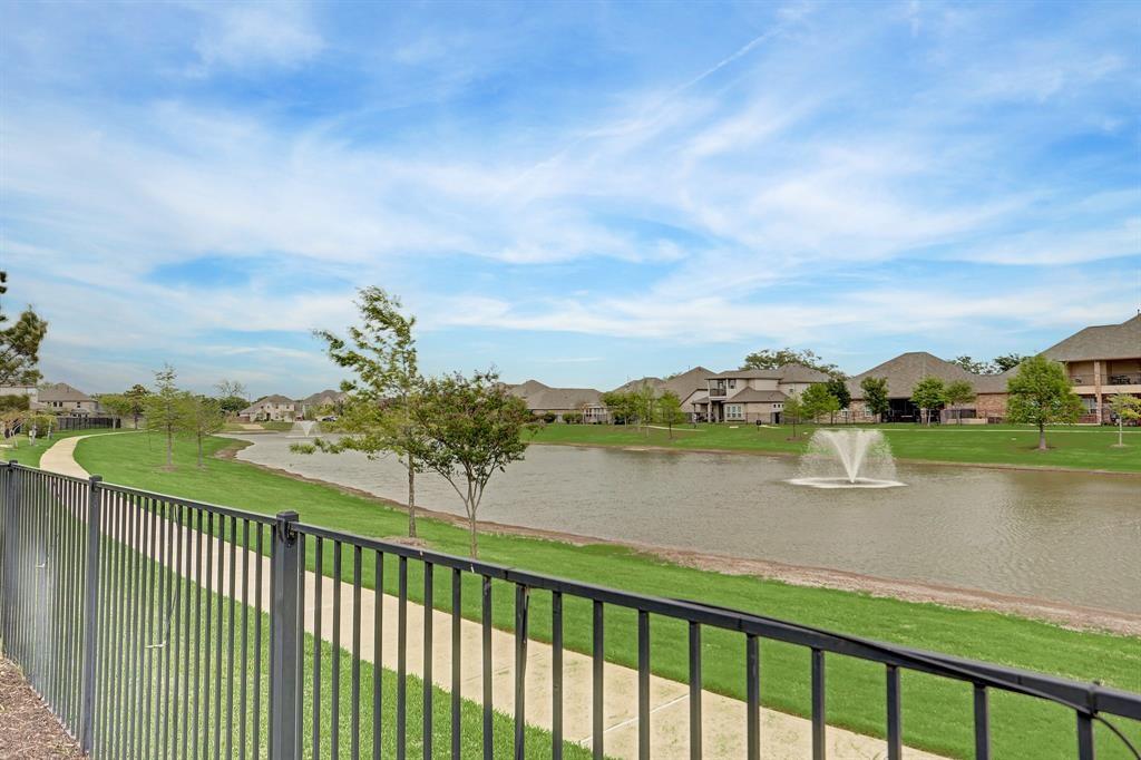 614 Yaupon Creek Lane, Richmond, Texas image 27