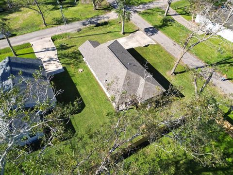 A home in Brazoria