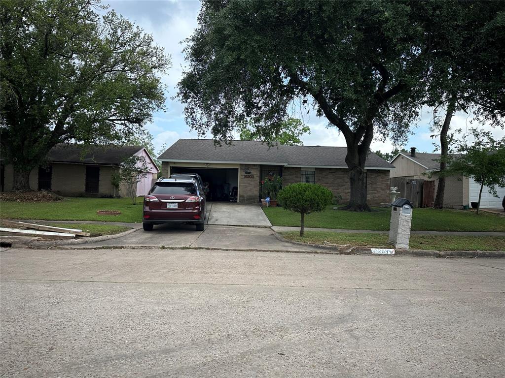 16203 Rapidcreek Drive, Houston, Texas image 14