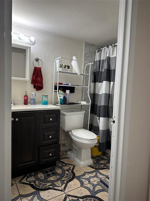 16203 Rapidcreek Drive, Houston, Texas image 12
