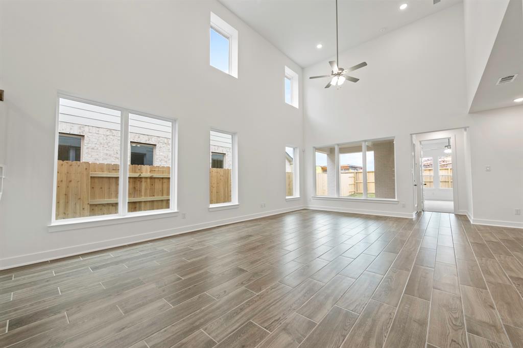 26124 North Skylight Brook Circle, Montgomery, Texas image 6