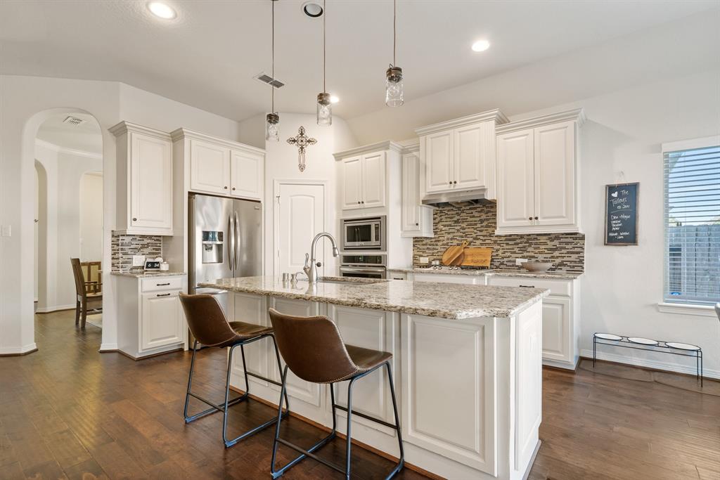 2935 Dawn Haven Lane, Pearland, Texas image 9