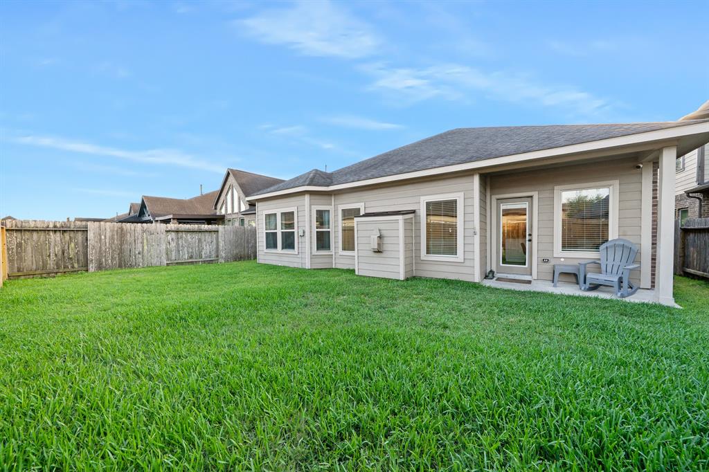 2935 Dawn Haven Lane, Pearland, Texas image 31