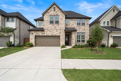 Single Family Residence in Katy TX 9415 Cedros Valley Drive.jpg