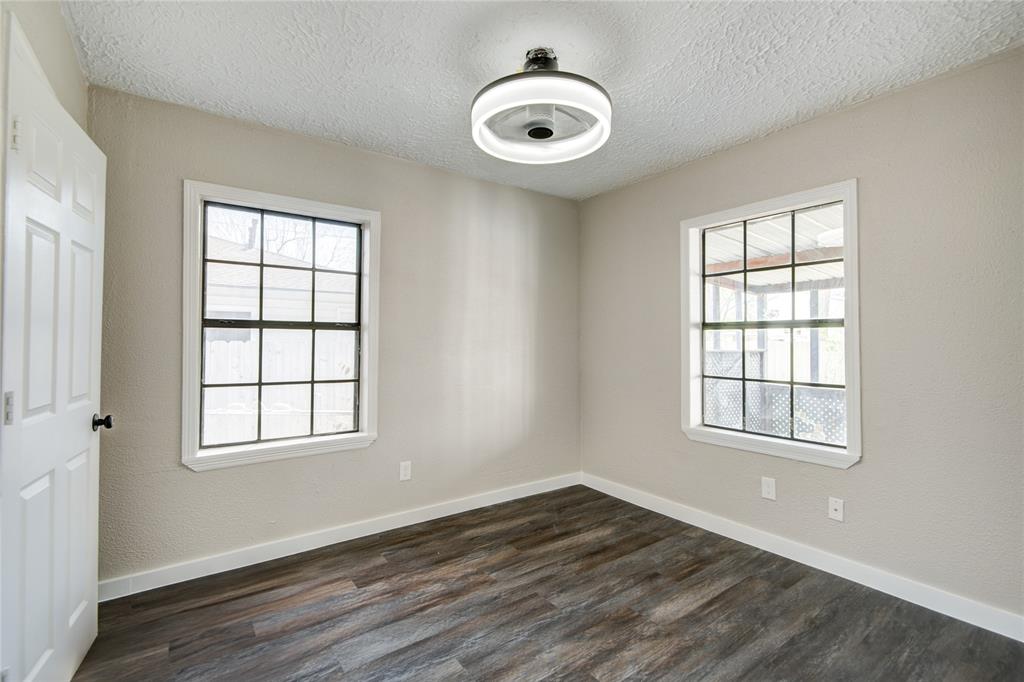 418 S Kansas Street, La Porte, Texas image 12