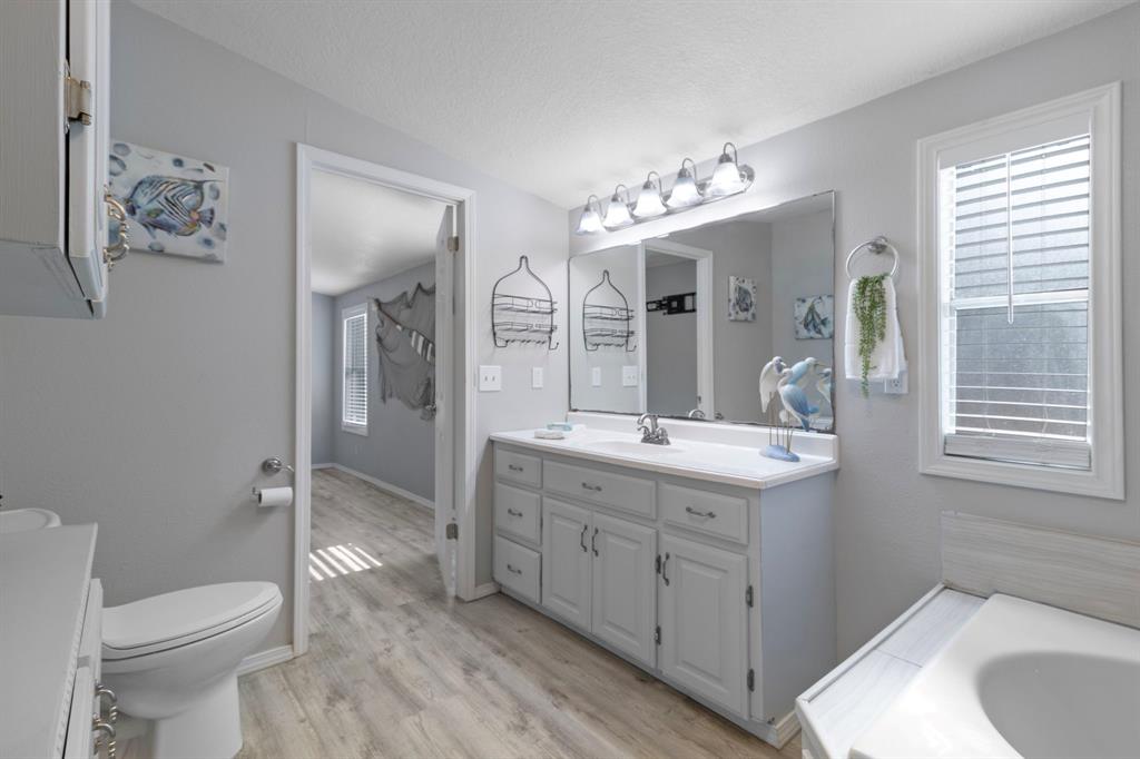 737 Lake Shore Drive, Trinity, Texas image 26
