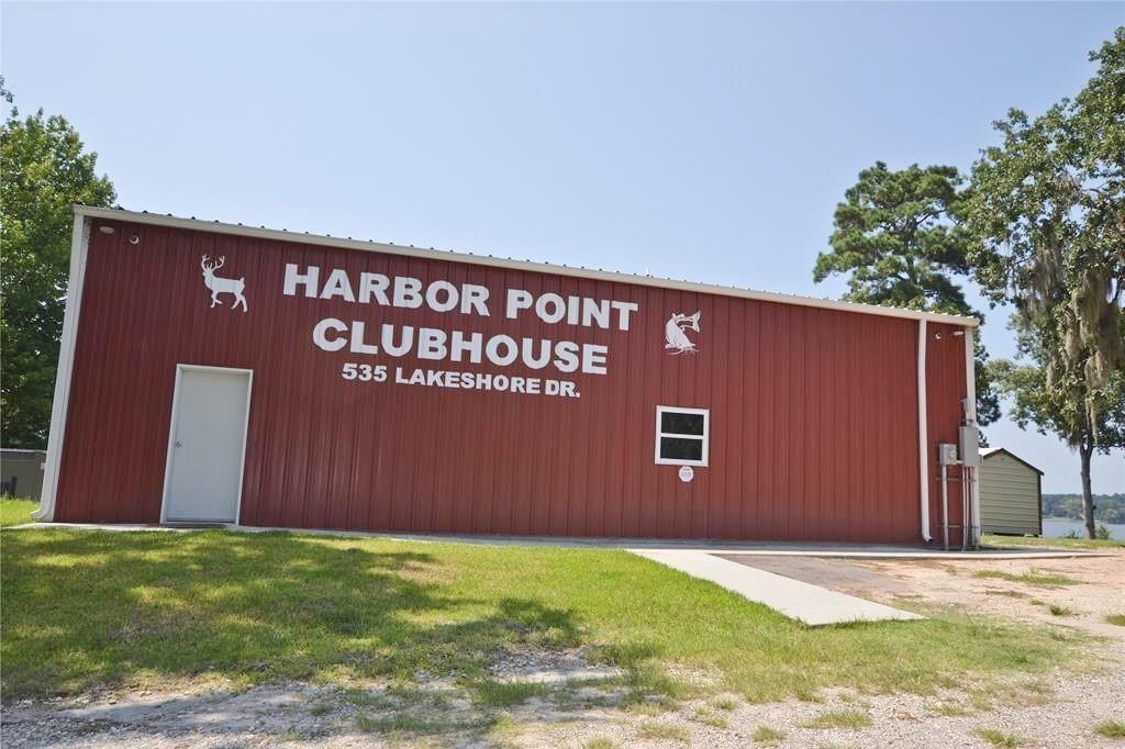 737 Lake Shore Drive, Trinity, Texas image 33