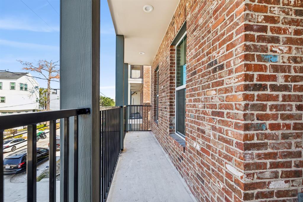 1142 W 16th Street, Houston, Texas image 22