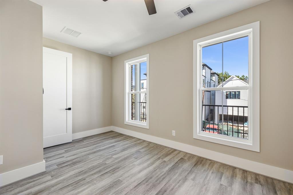 1142 W 16th Street, Houston, Texas image 21