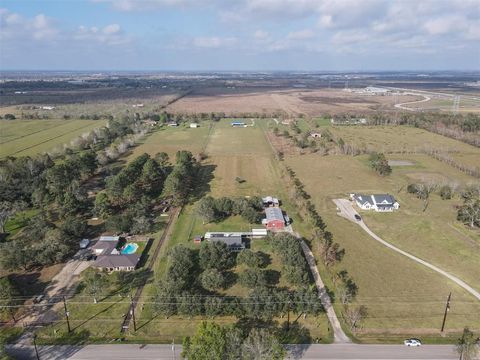 A home in Rosharon