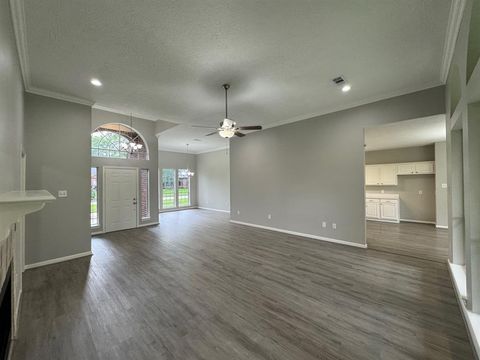 819 Companion Drive Crosby TX 77532