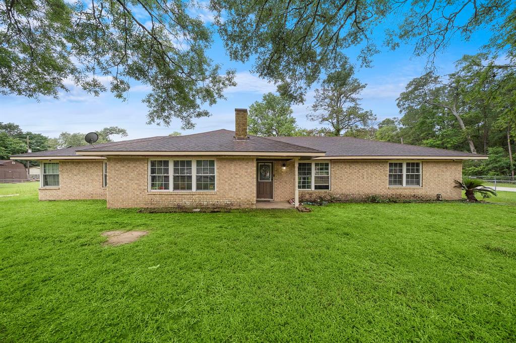 23114 Laura, New Caney, Texas image 1