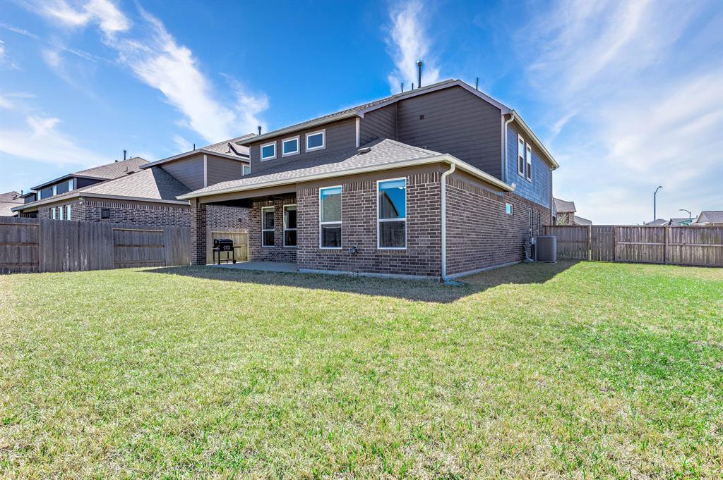 32322 Dusted Bronze Drive, Brookshire, Texas image 35